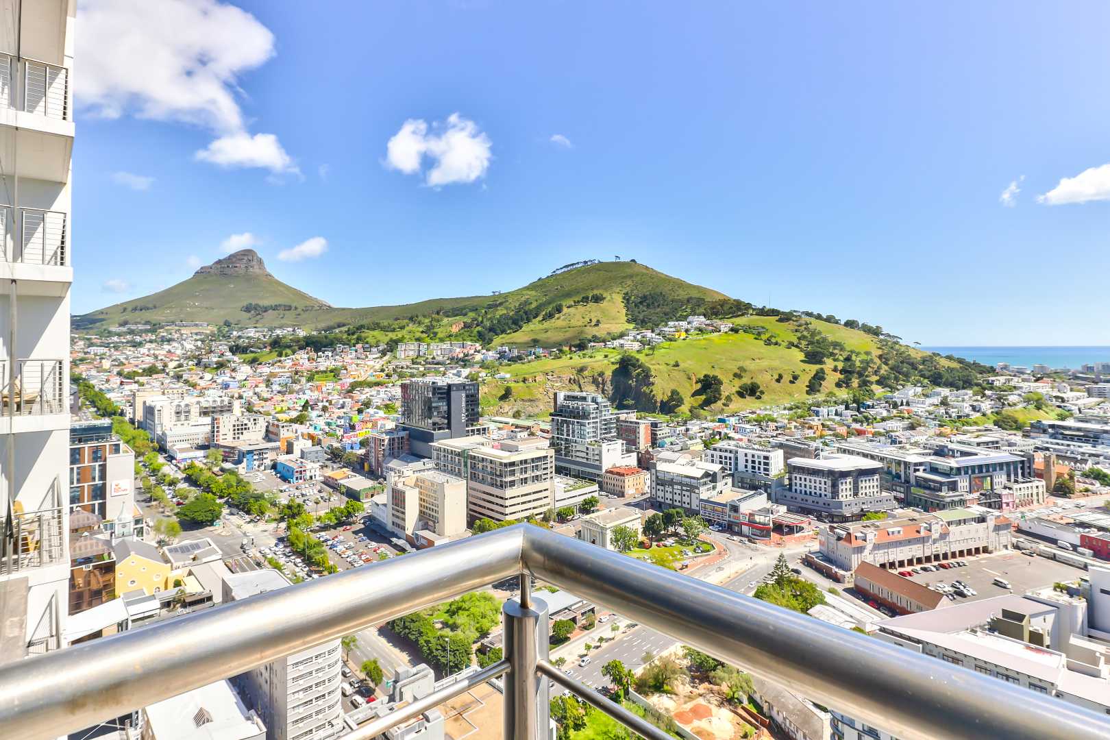 3 Bedroom Property for Sale in Cape Town City Centre Western Cape